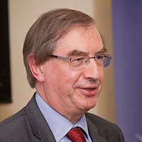 Dr William Duncan